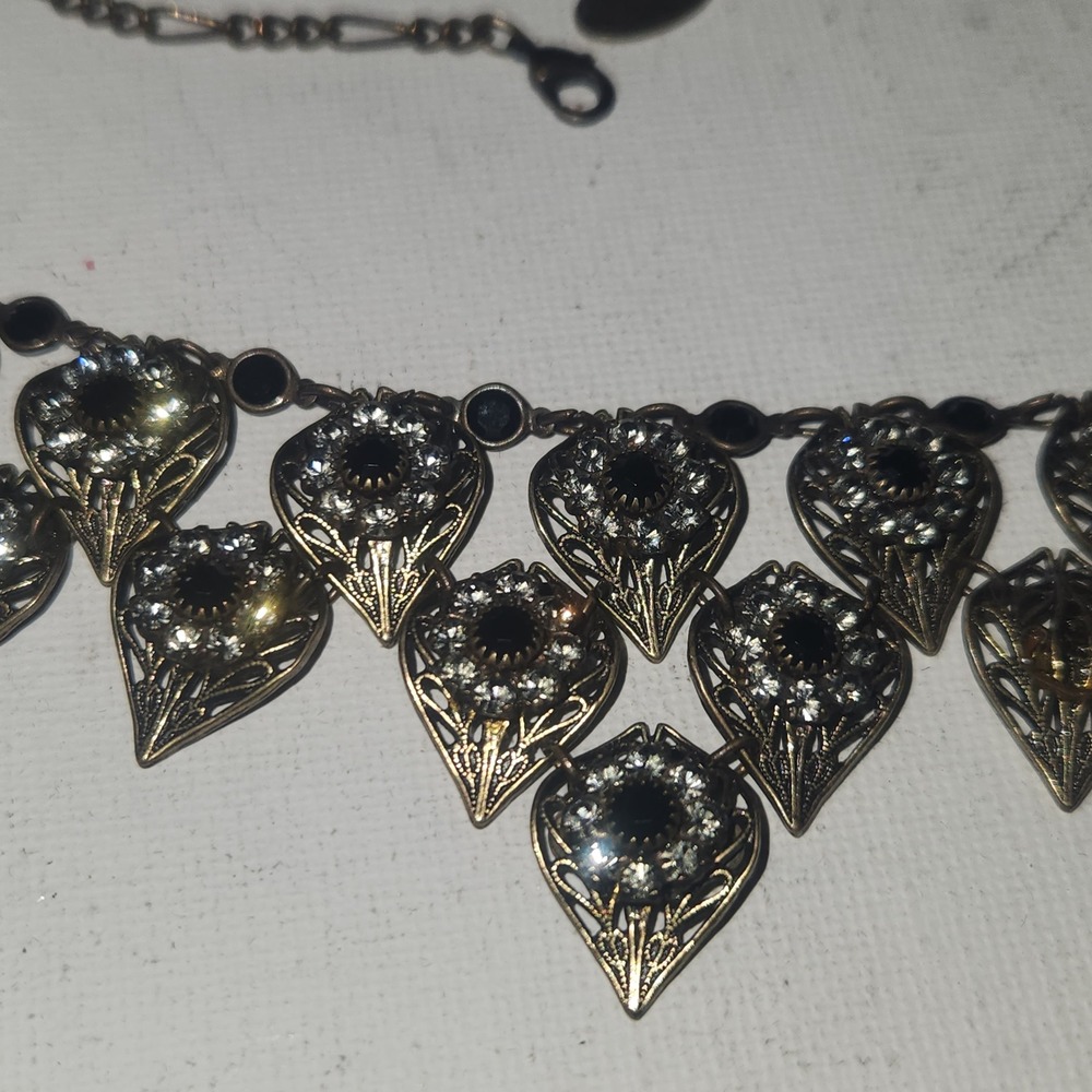 Vintage Style Antique Gold Tone Filigree Bib Necklace Black Rhinestone Statement - Picture 13 of 16